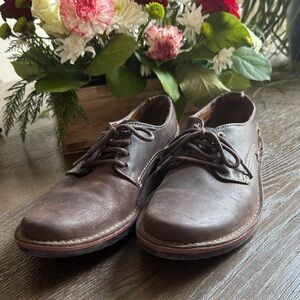 CLARKS™️ 'Remson Limit' Leather Oxfords